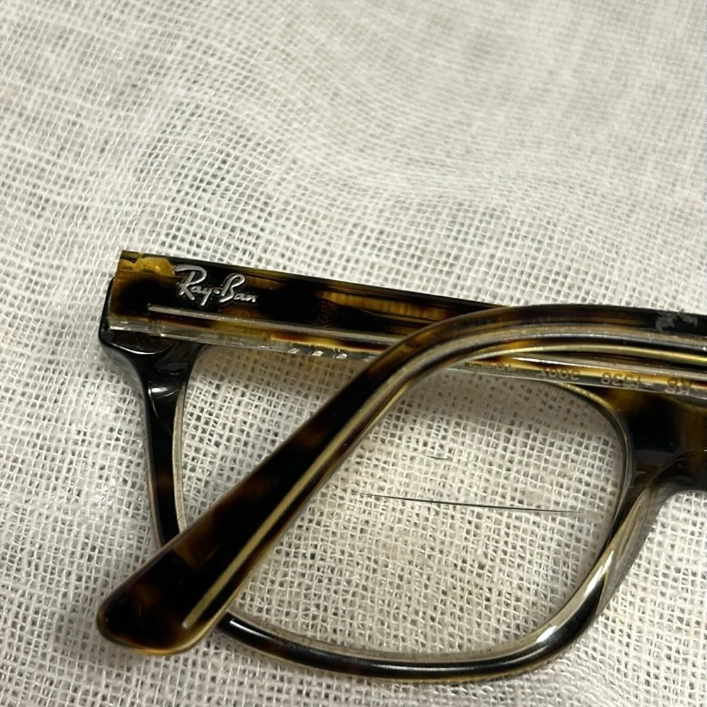 Ray-Ban frames with case